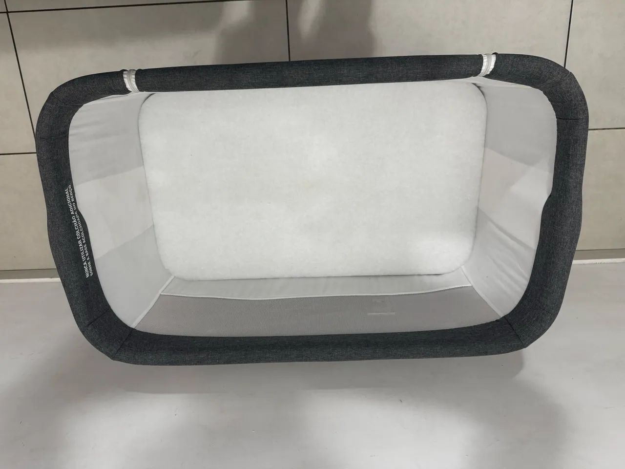 Berço co-leito colin cinza galzerano. Portatil - Foto 6