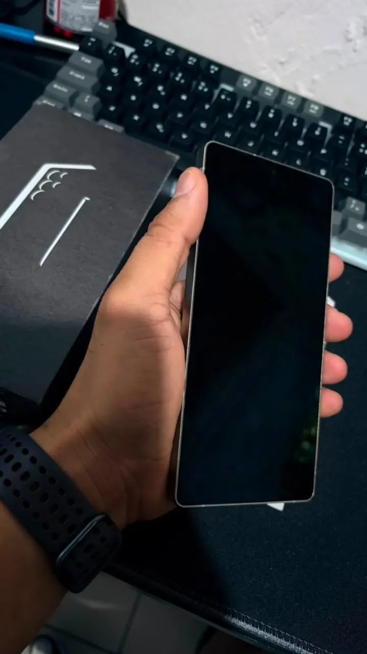 Samsung S25 Ultra 256GB - 12GB RAM