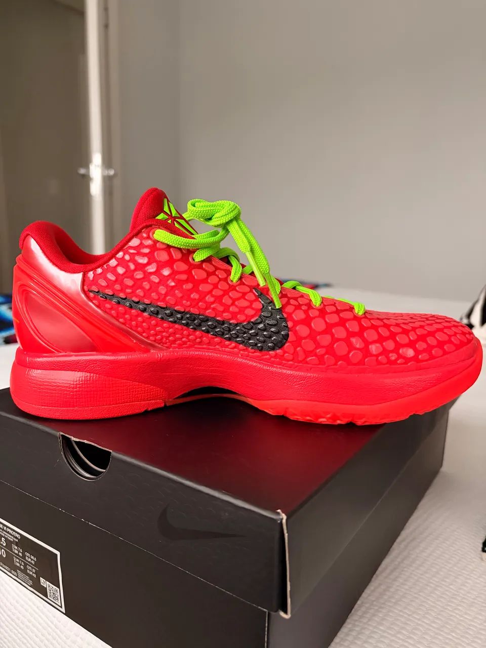 Nike Kobe 6 Reverse Grinch - Foto 4