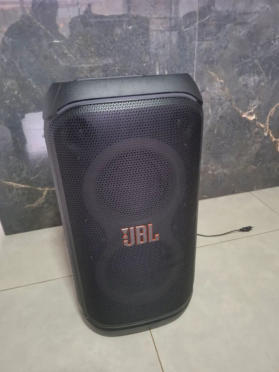 JBL 320
