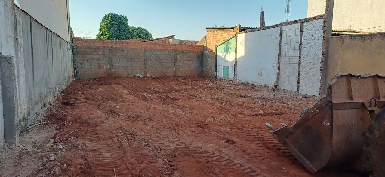 Terraplenagem e Limpeza de Lote Goiânia - Foto 3