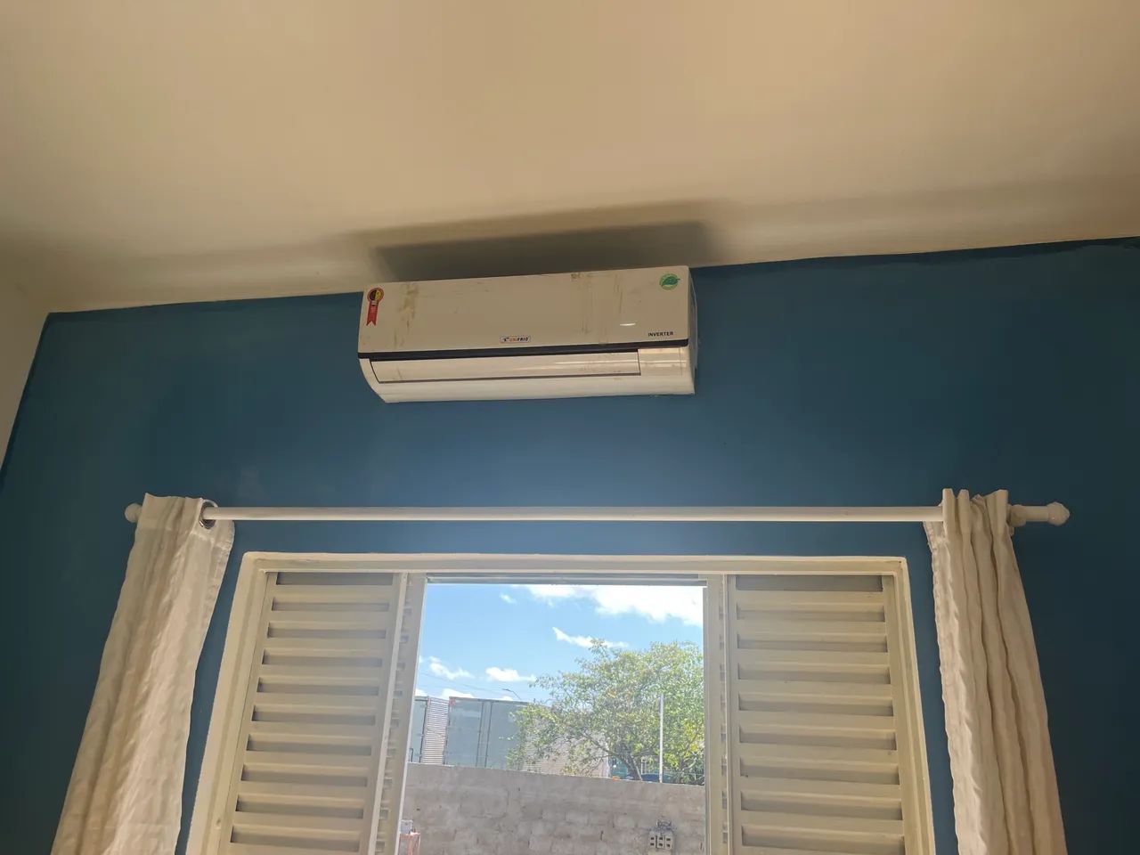 Vendo central 12 btus inverte unifrio - Foto 2