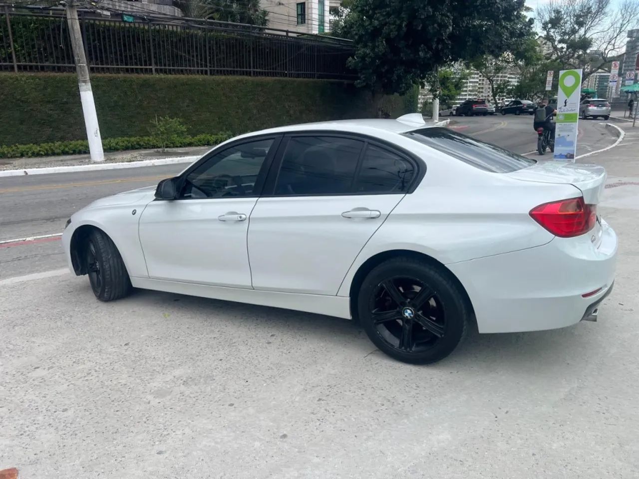 BMW 320I 320i 2014 - Foto 3