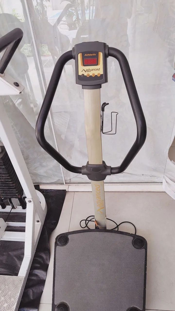 Plataforma Vibratória Athletic Advanced 900vm - Foto 3