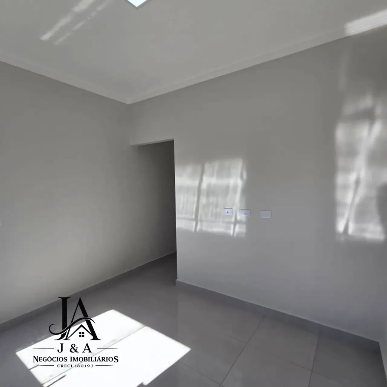 Casa reformada á venda com 2 quartos no bairro Nova Campo Grande - Foto 3