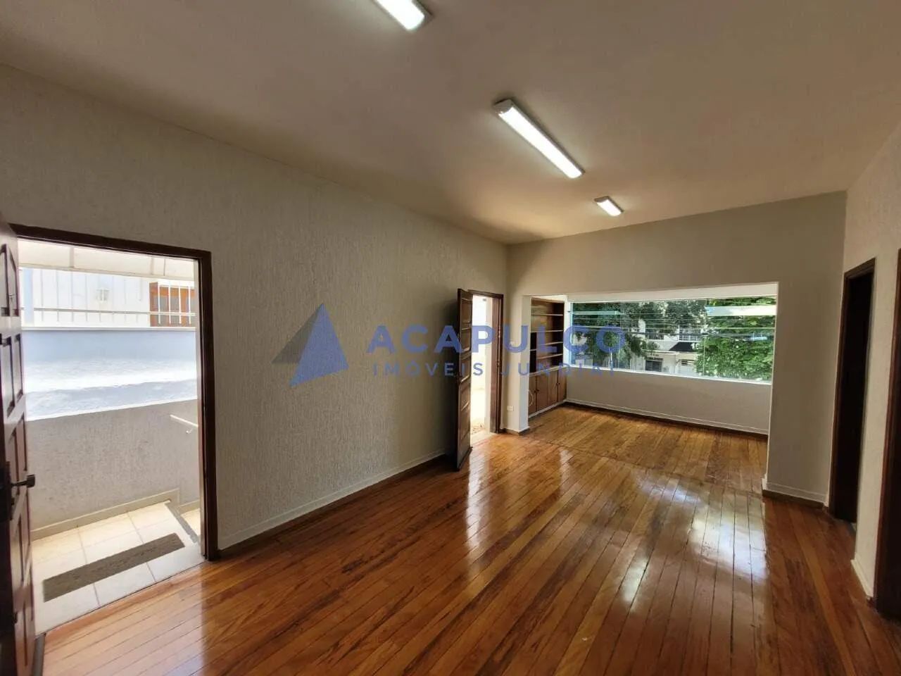 Casa comercial com 80m² no Centro de Jundiaí