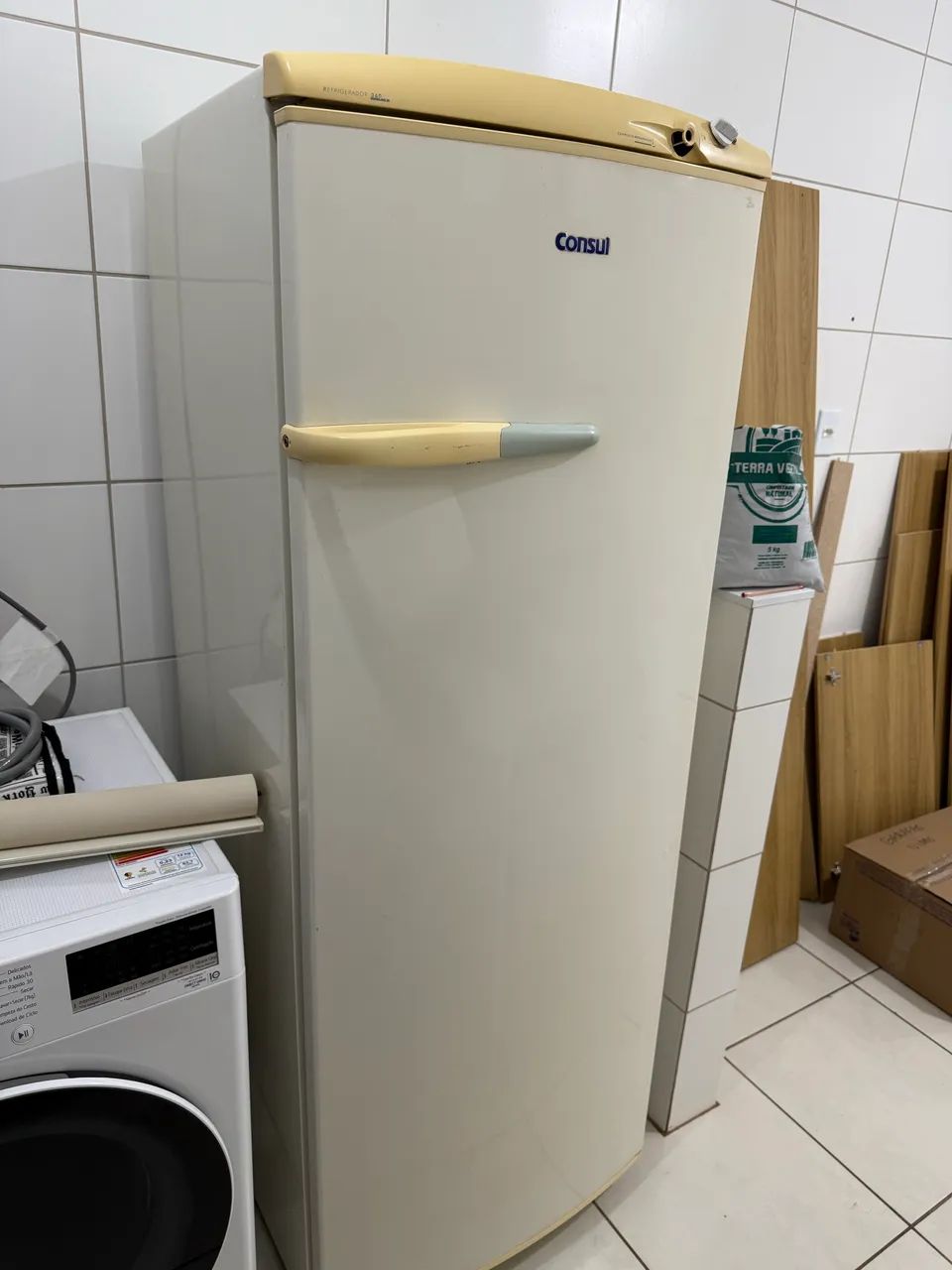 Geladeira Usada Funcionando Perfeitamente