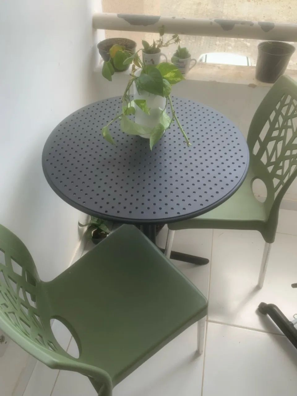 Mesa e cadeiras para varanda 