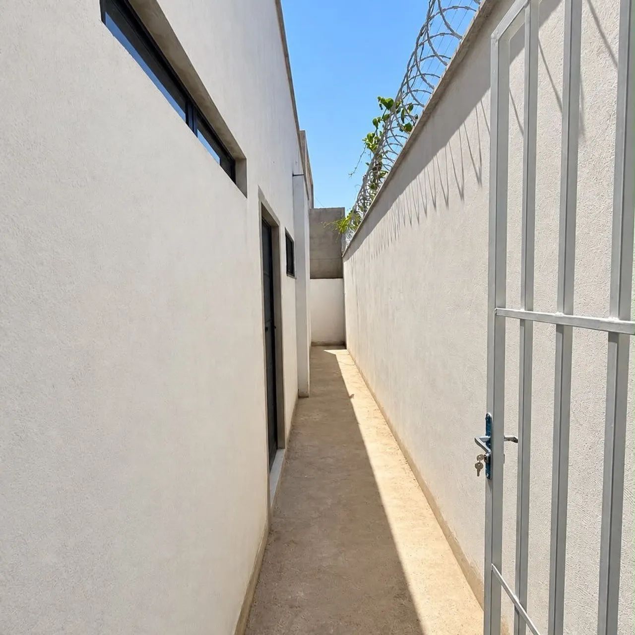VENDO CASA EM SANTA BÁRBARA  - Foto 4