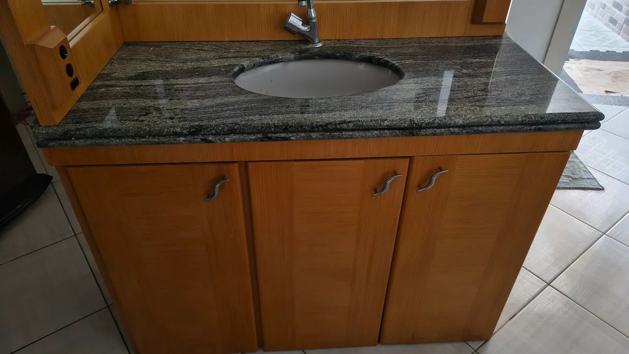 Armário de banheiro  - Foto 2