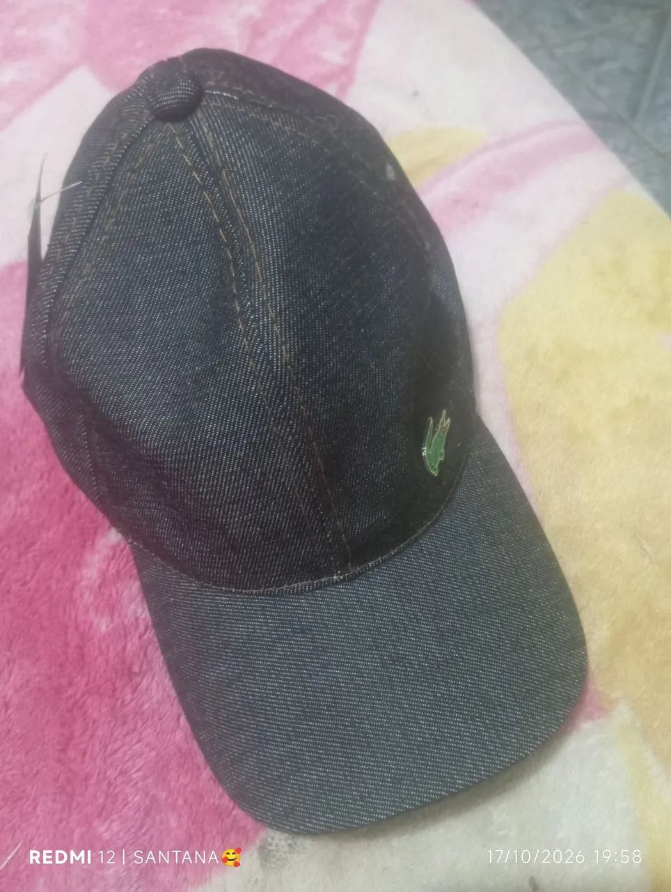 Boné disponível 