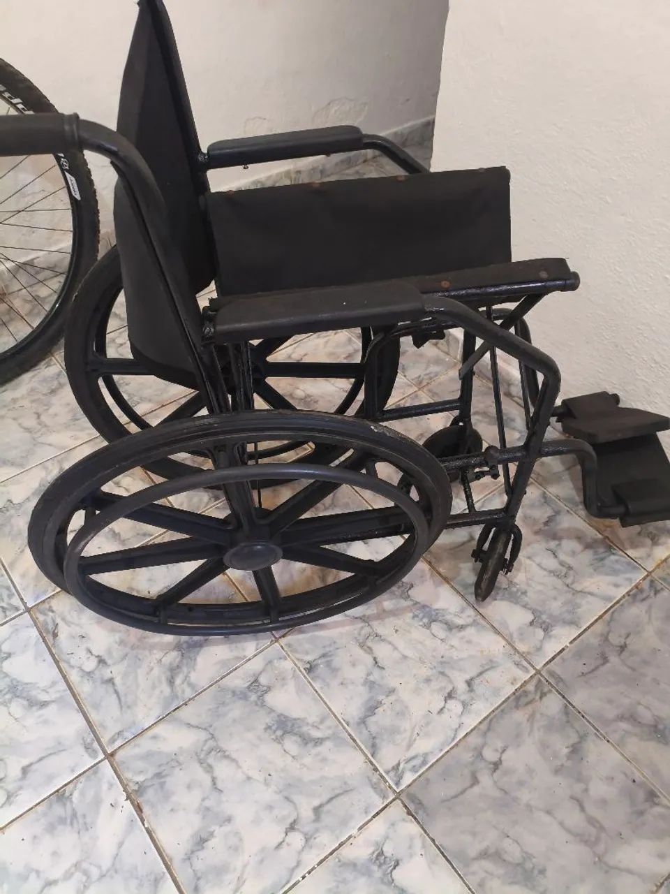 Cadeira de rodas  - Foto 2