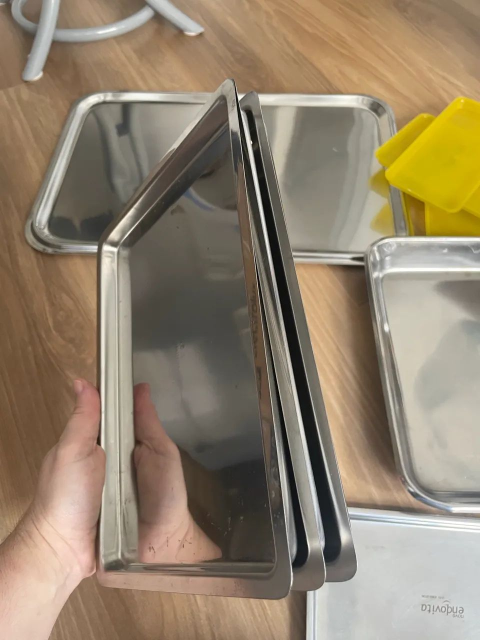 Bandejas para ser usadas em esterilização 