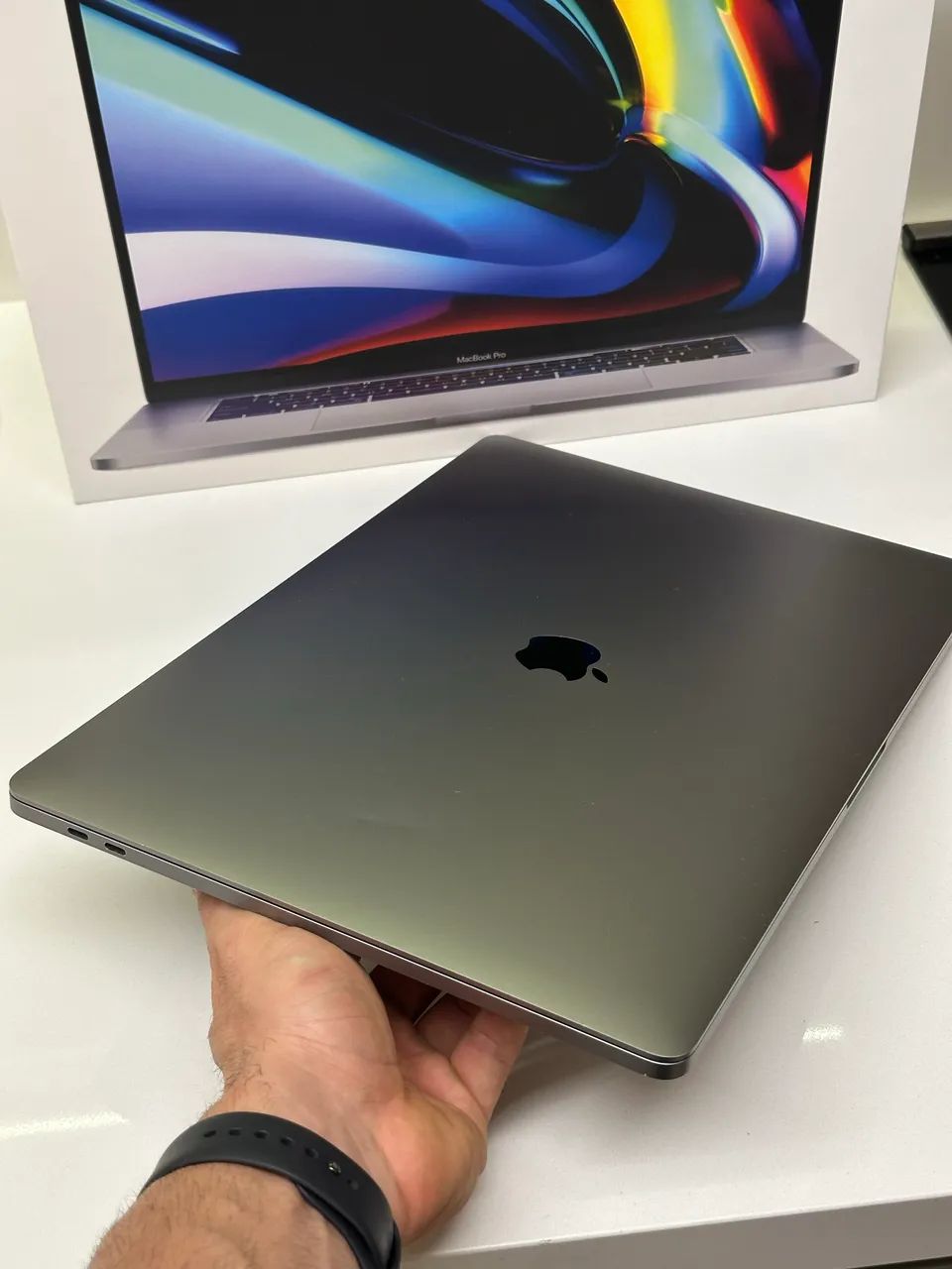 MacBook Pro 16 - Intel i7 2019 - Foto 4
