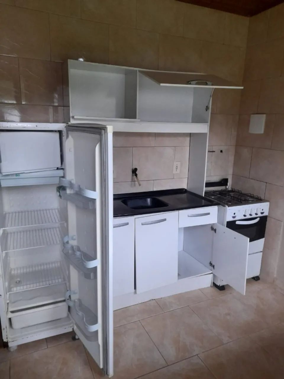 02 unidades disponíveis em 23/7 Kitnet no Sul do Rio - Santo Amaro da Imperatriz - mobilia - Foto 4