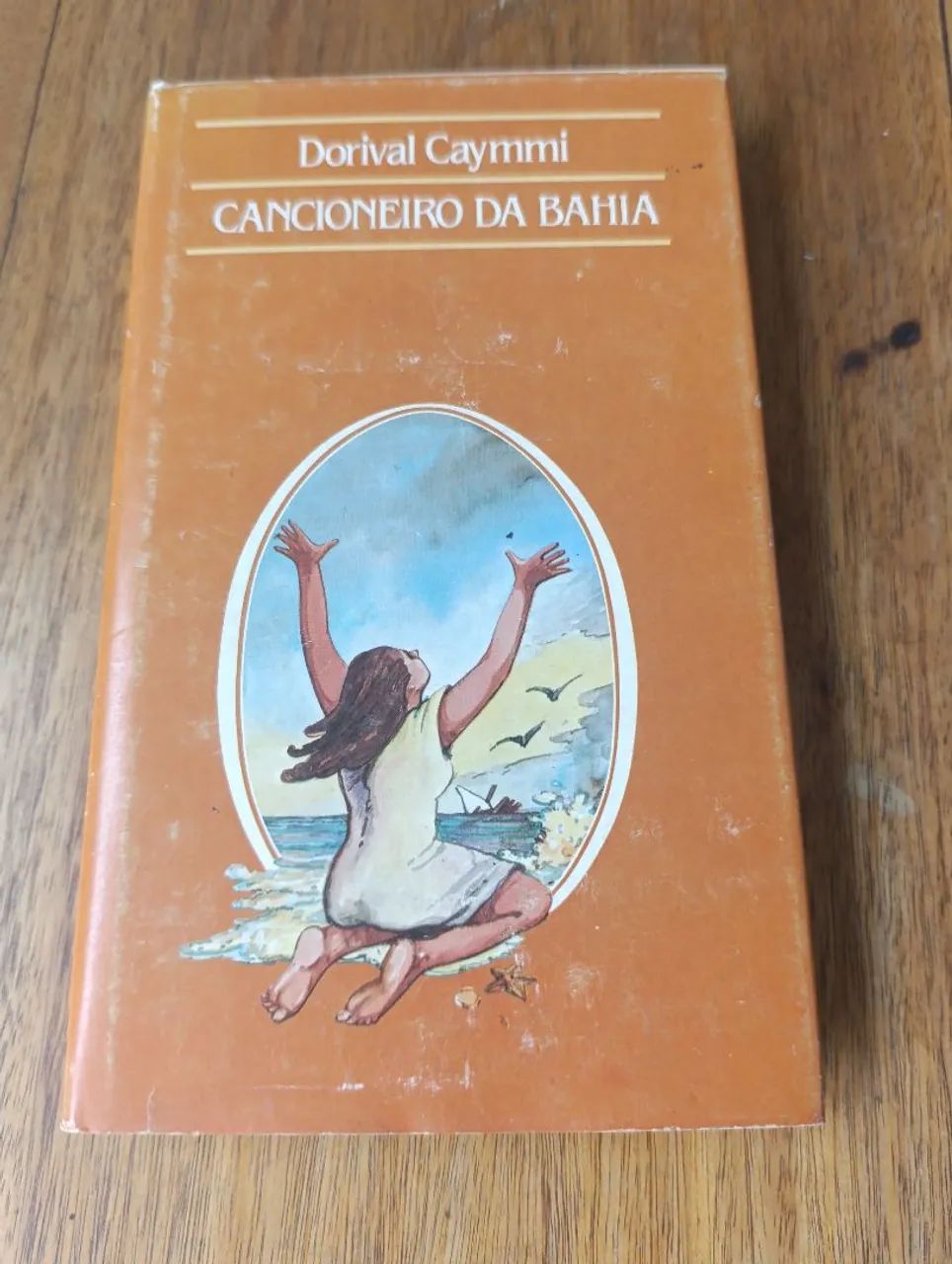LIVRO CANCIONEIRO DA BAHIA DORIVAL CAYMMI CÍRCULO DO LIVRO CAPA DURA 