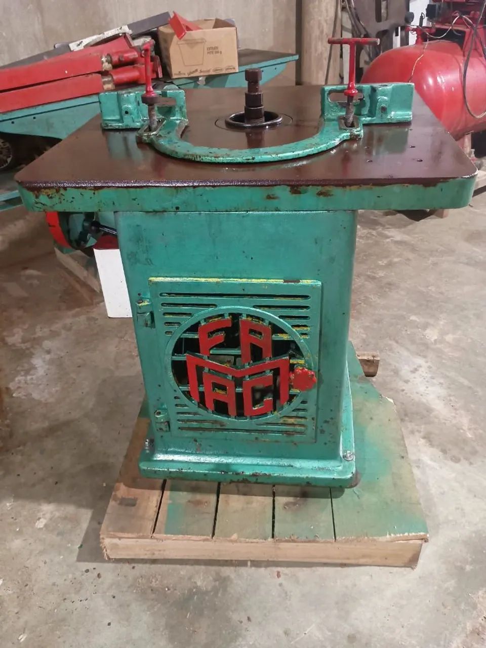 Máquina tupia 