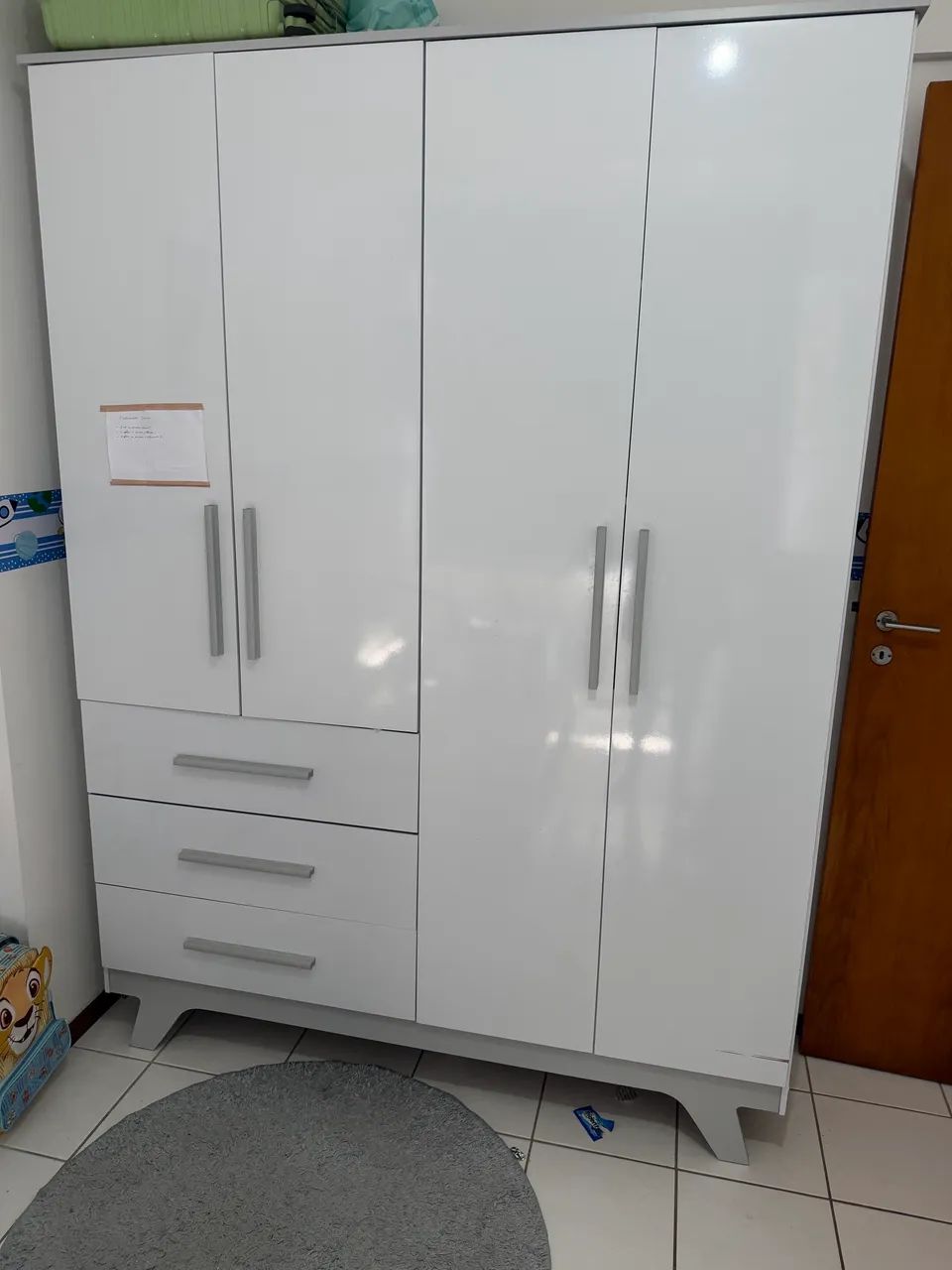 Guarda roupa infantil  