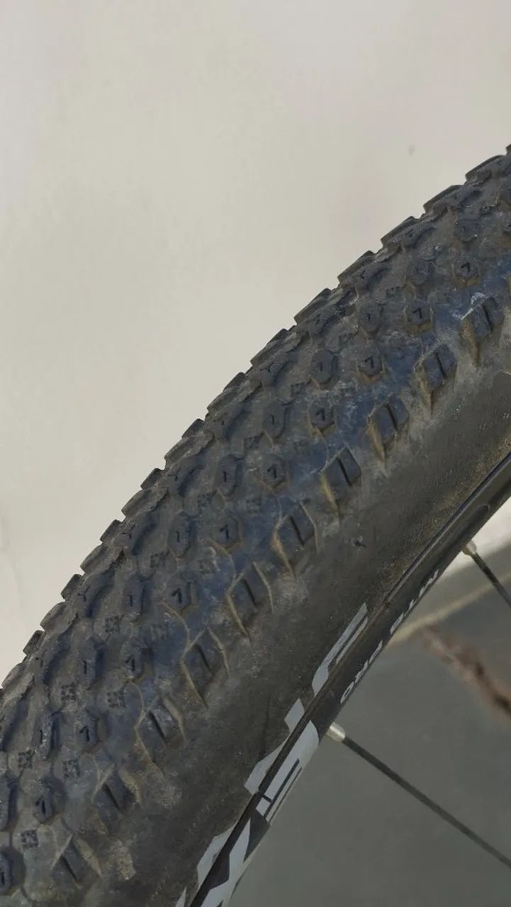 MTB First vermelha único dono 
