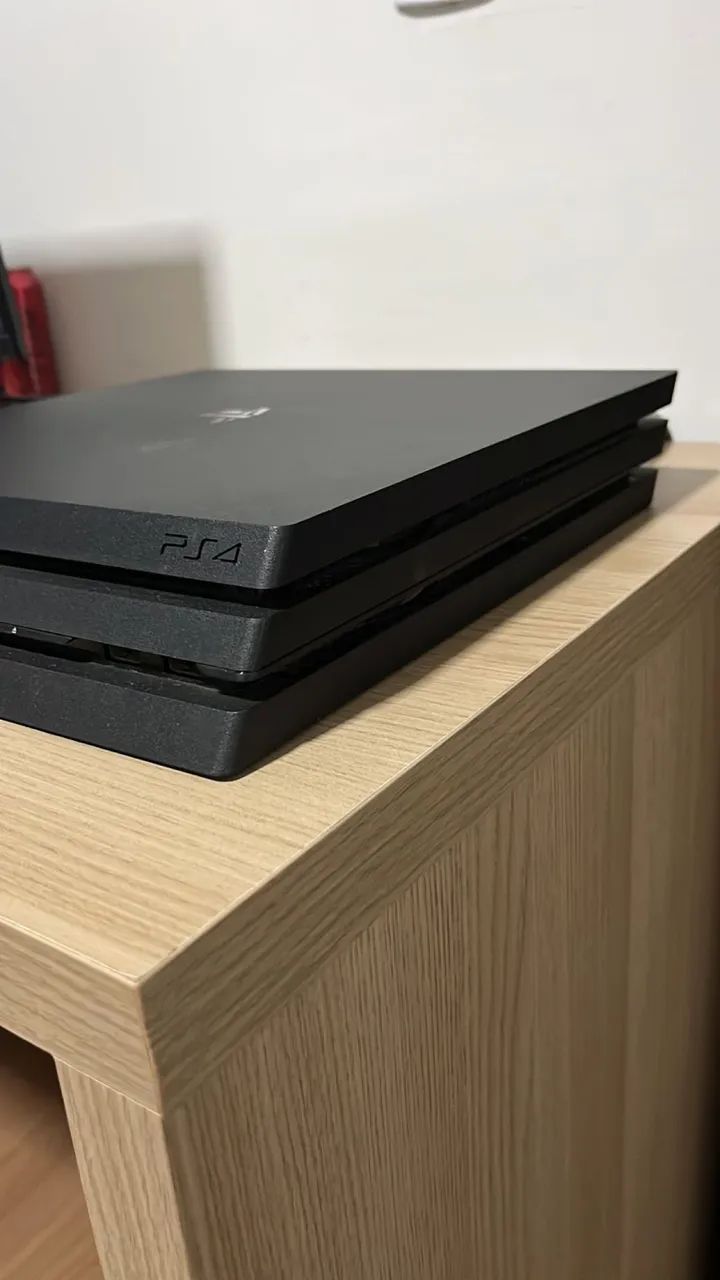 PS4 - PRO - Consoles de Vídeo Game - Granbery, Juiz de Fora