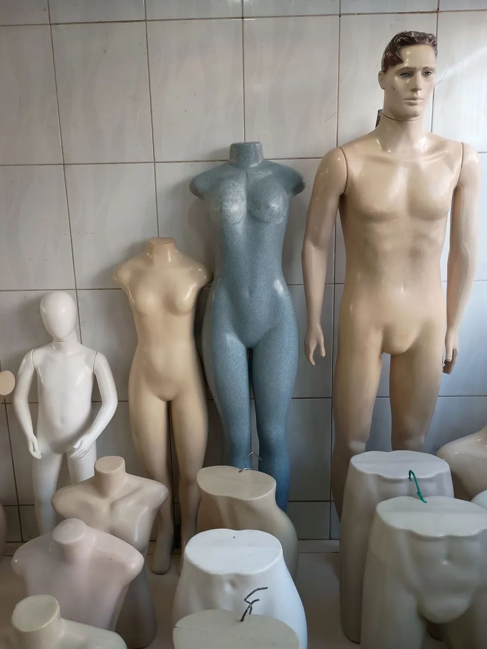 Manequins e ombreiras  - Foto 5