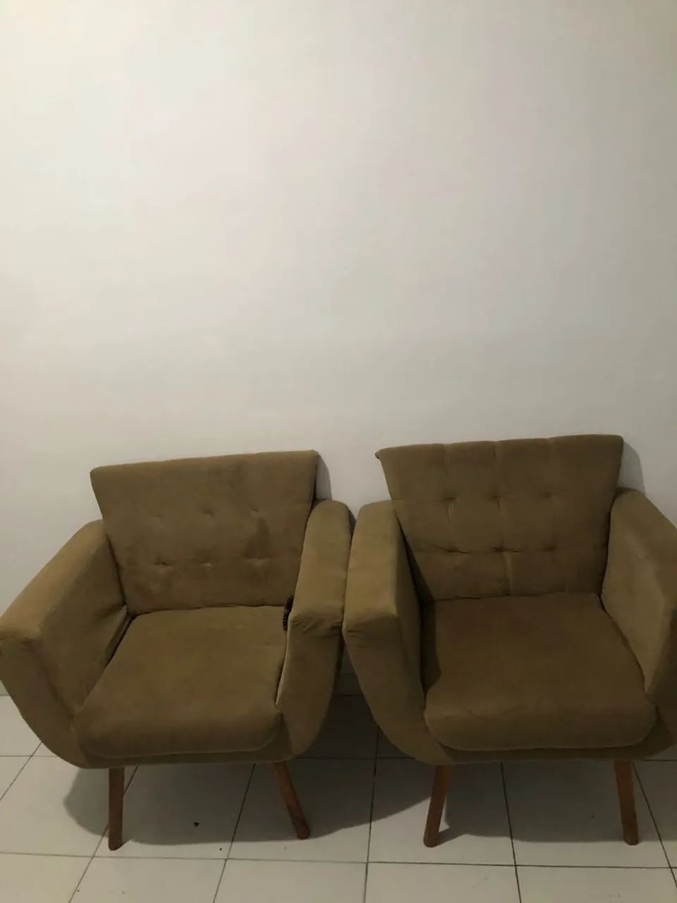 Vendo 2 poltronas 