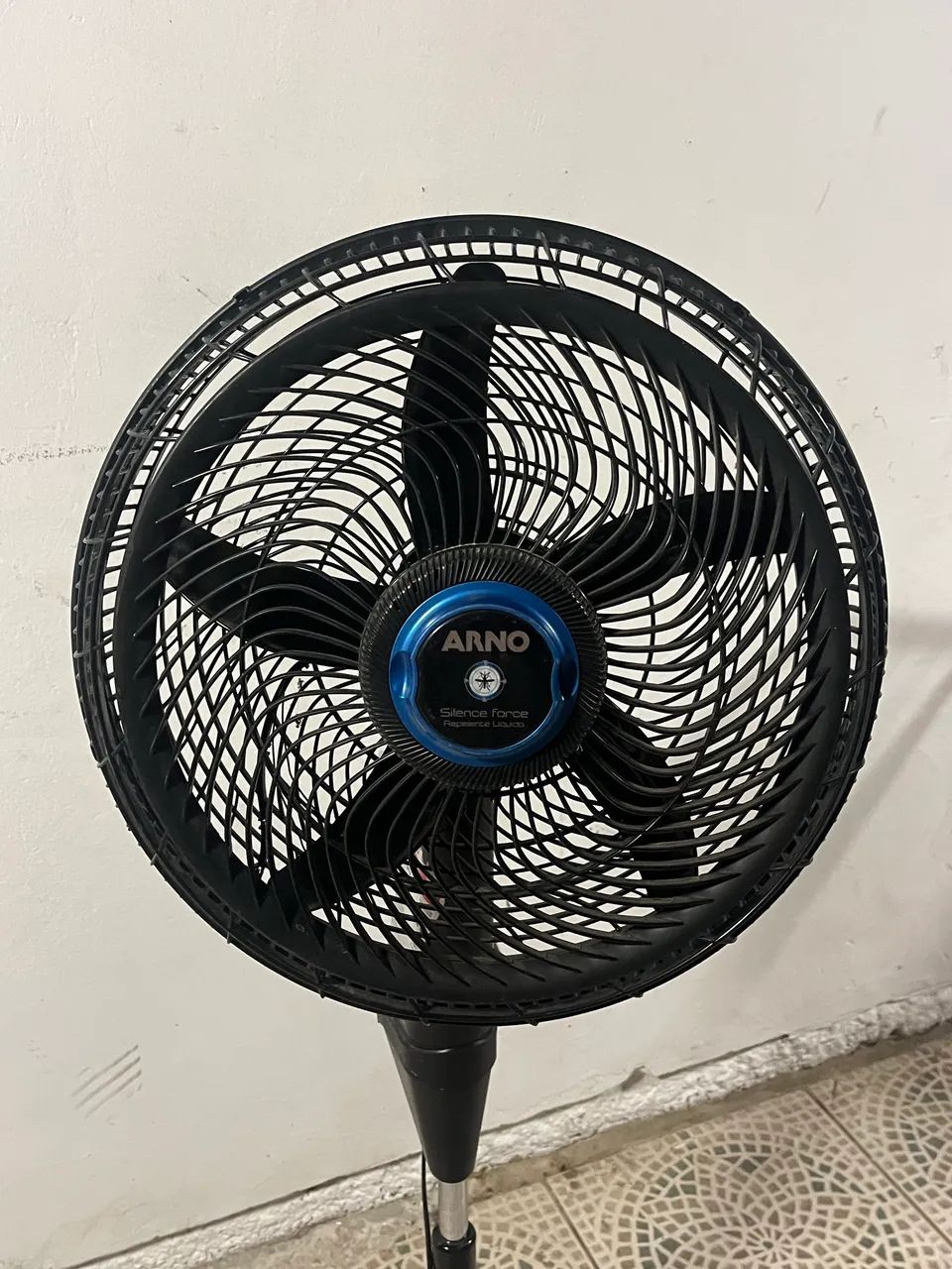 Ventilador de coluna arno 