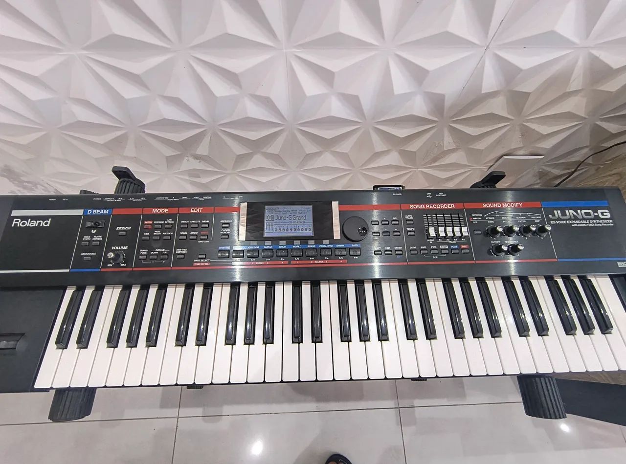Roland Juno G