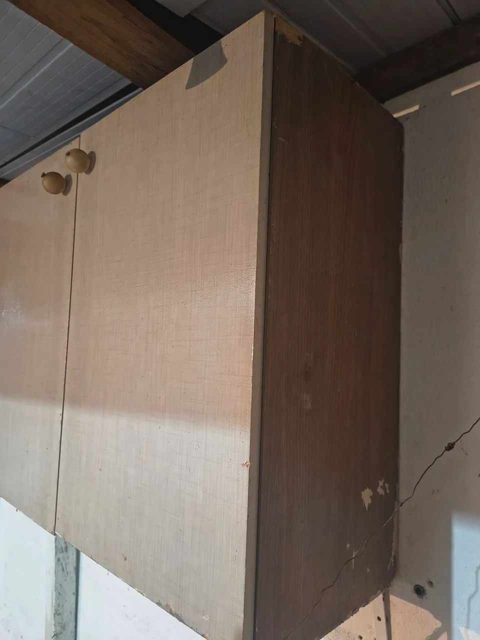 Decluttering, wall-mounted cabinet.65576108844161121