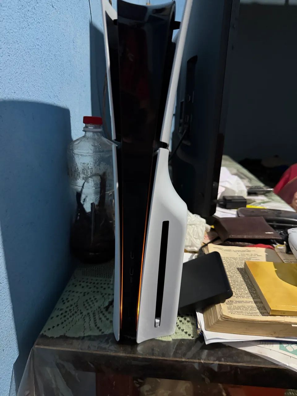 Ps5 com jogos e dois comandos  - Foto 2