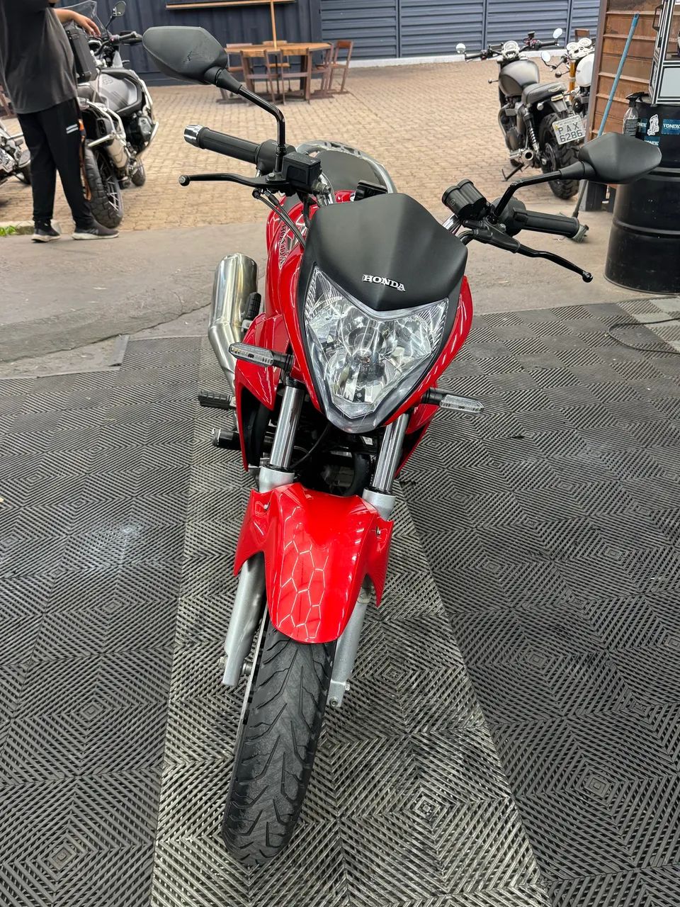 CB 300R 2012  - Foto 2