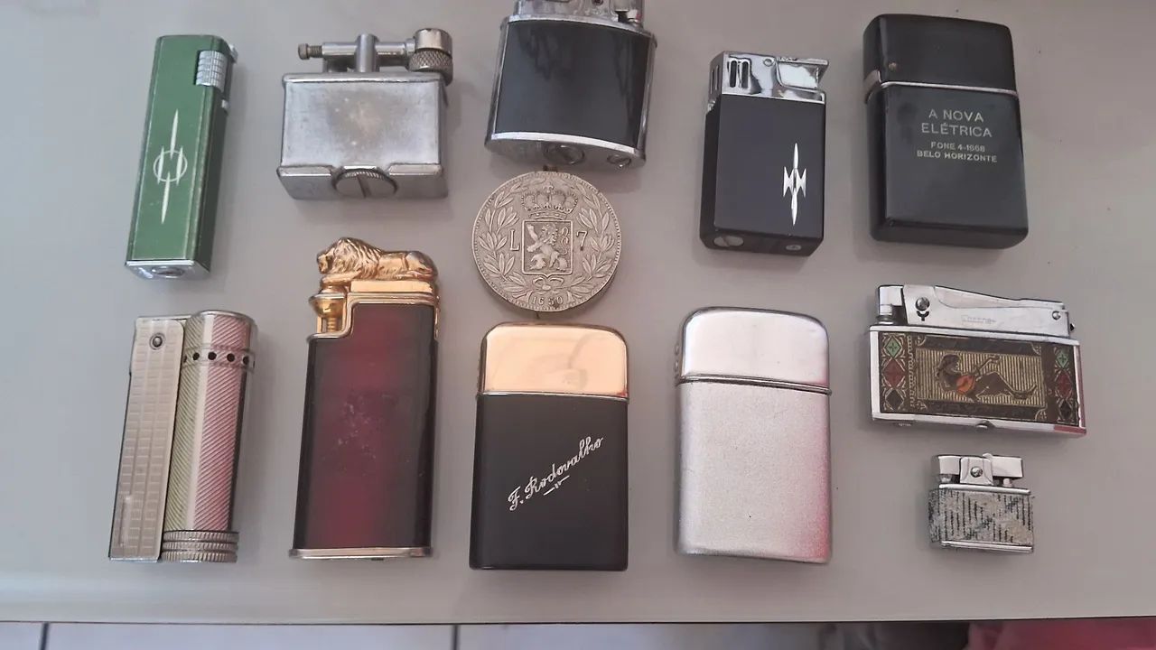 Coleção de Isqueiros marcas e modelos Histórias  - Foto 2