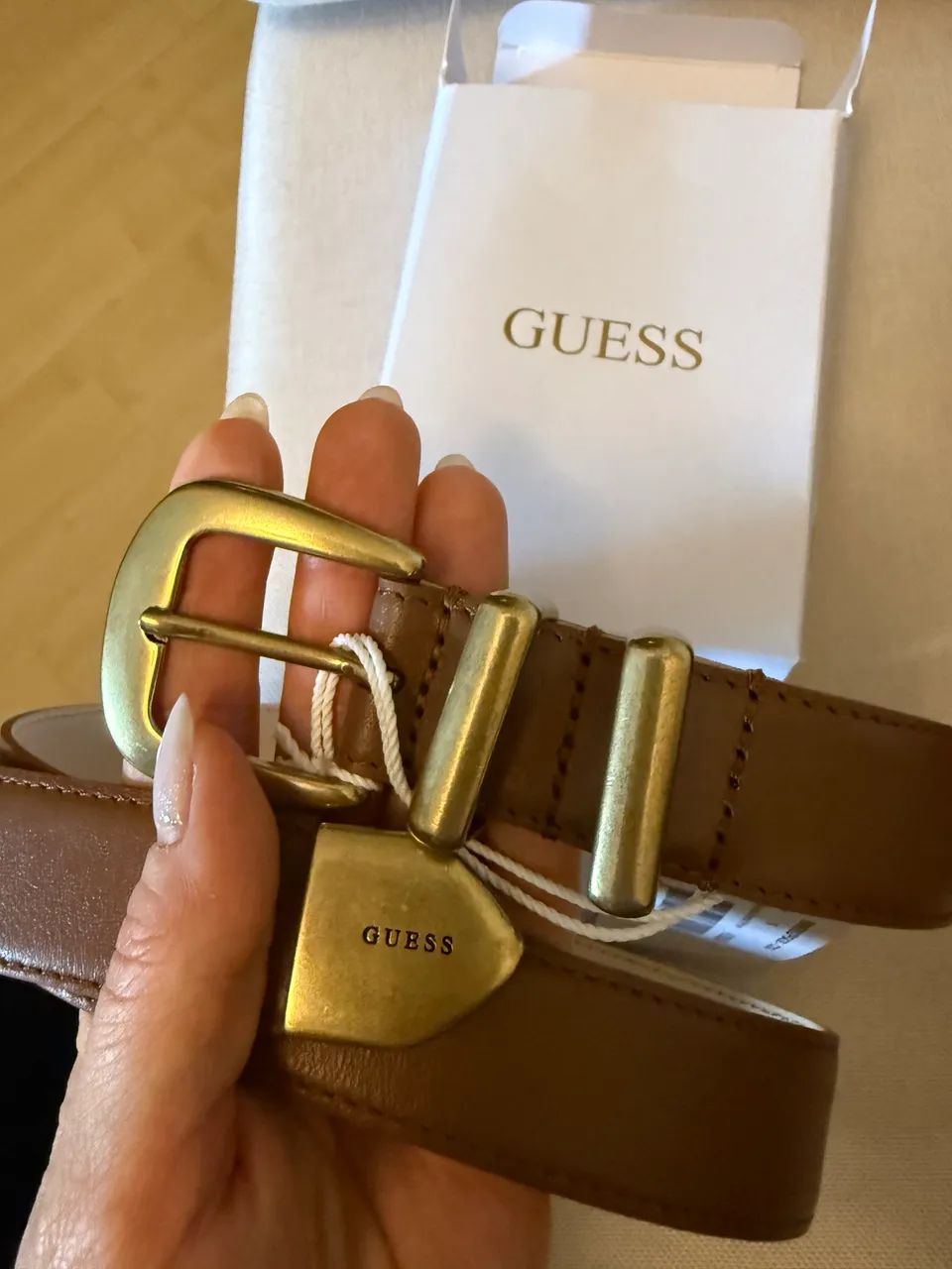 Cinto Guess