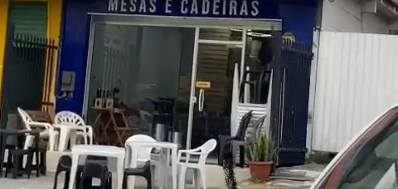 Porta de Vidro - Fechamento de Loja - Foto 4