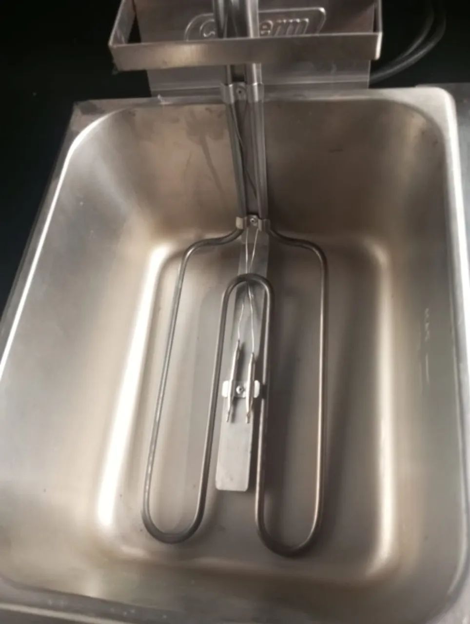 Fritadeira de bancada dupla 10 litros - Foto 4