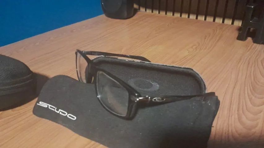 2x Armações Originais Oakley  - Foto 3