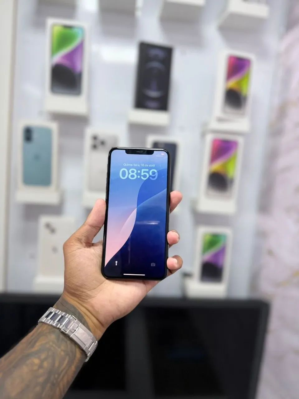 IPHONE 11 PRO MAX 64GB<br>R$ 1.599,00 - Foto 4