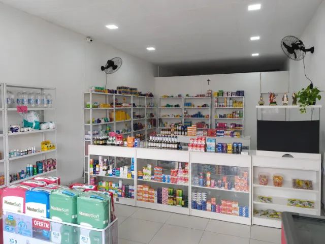 Balcão unidade são 5,e o caixa. $900 cada balcão e $1.300 o caixa. *35