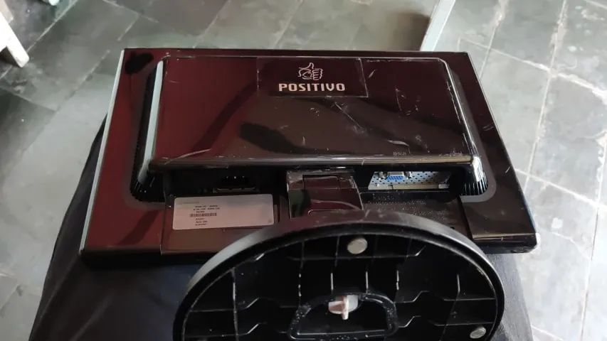 Monitor Positivo 15" 100% funcional - Foto 2