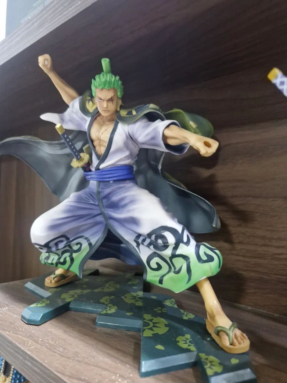 100,00 cada  Luffy Zoro Action Figure (preço *Unidade) - Foto 2