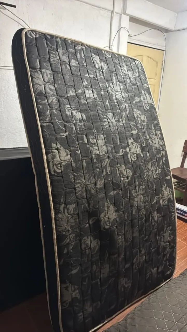 Vende se cama de viúvo 