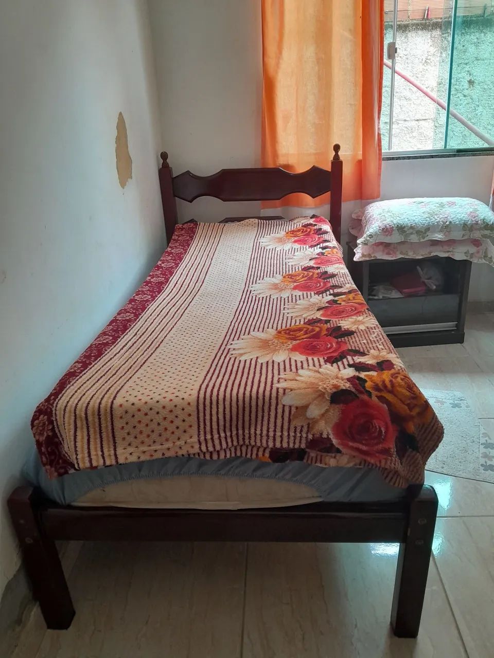Cama de solteiro madeira maciça  - Foto 2