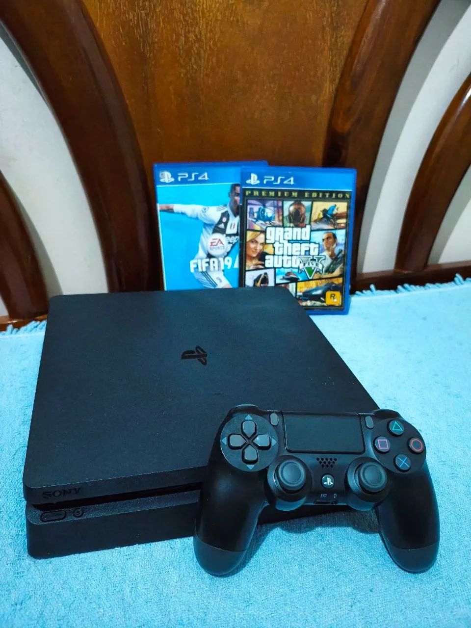 PS4 SILM 