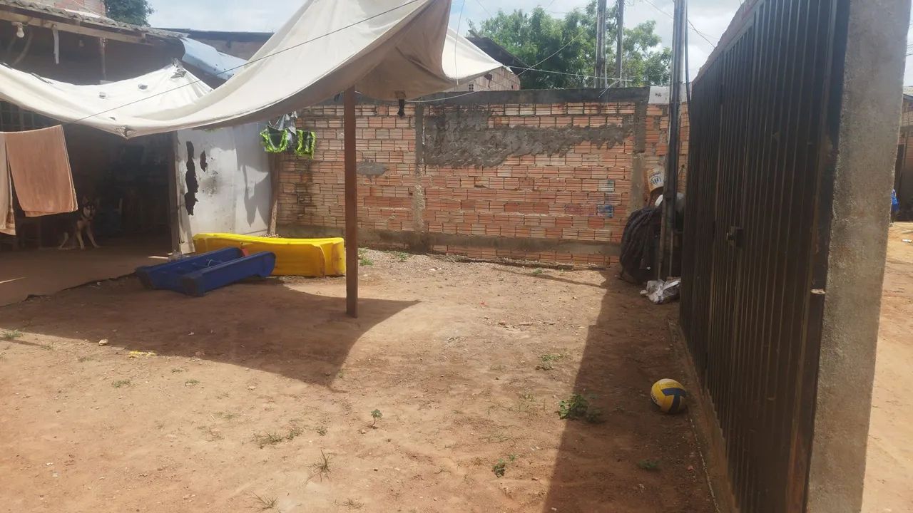 VENDE-SE CASA COM 3 APARTAMENTOS PRÉ CONSTRUIDOS - Foto 3