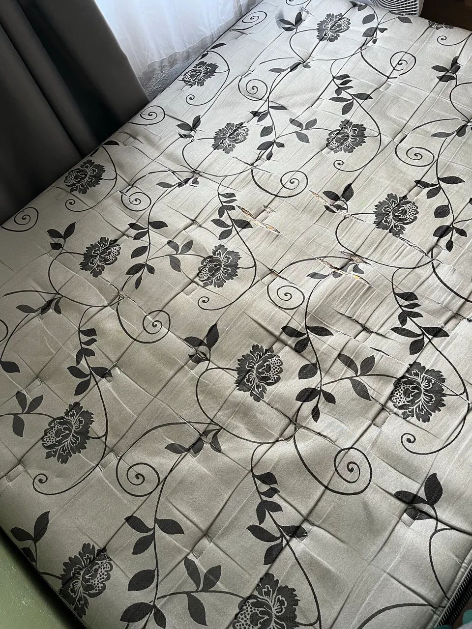 Vendo Colchão Queen usado - Foto 3