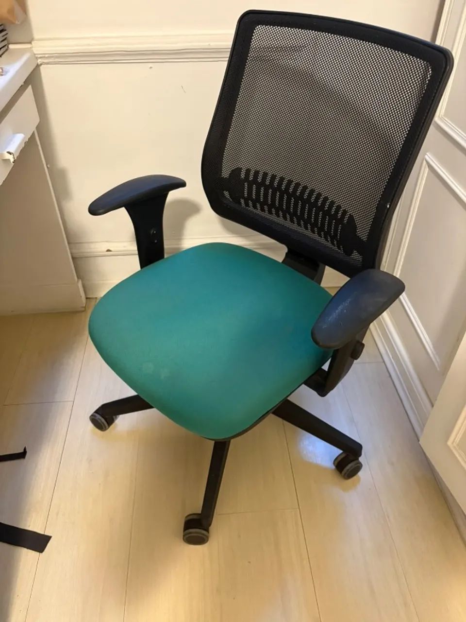 Cadeira de EscritórioErgonômica (Flexform - Verde)