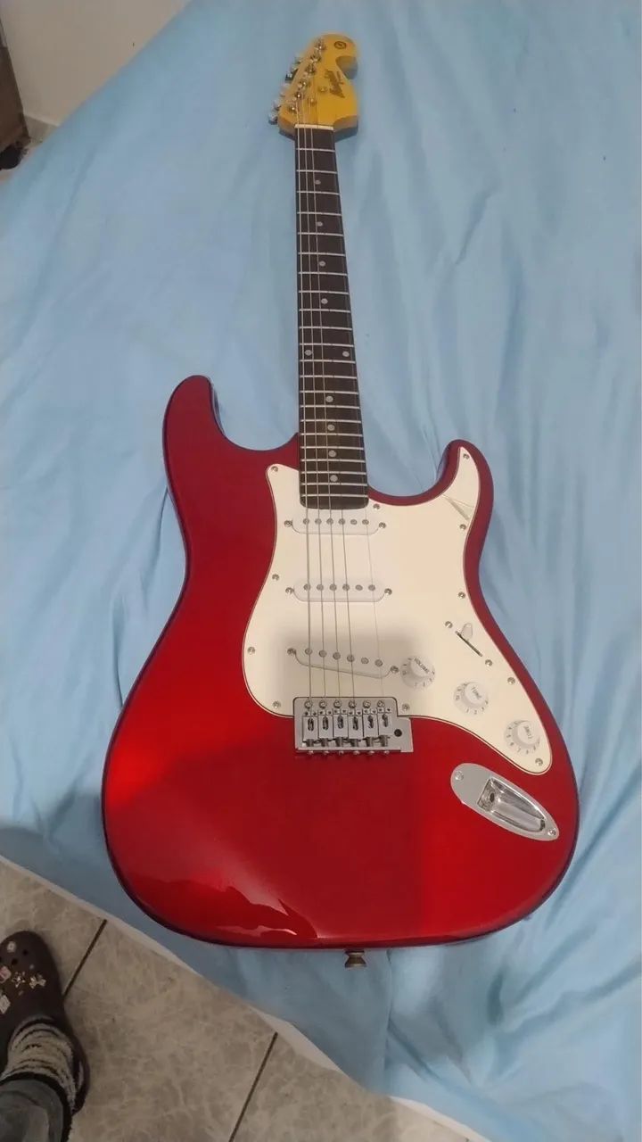 Vendo guitarra menphis 