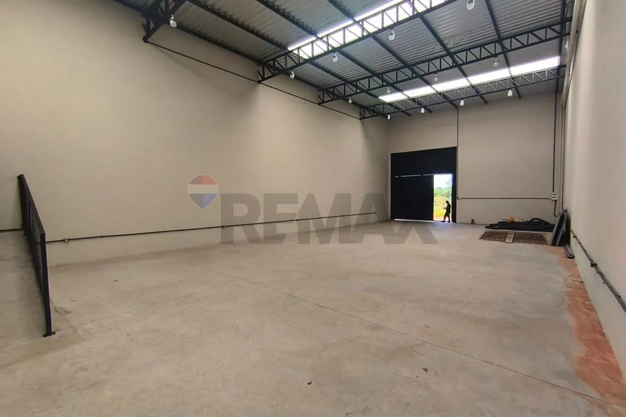 Galpão de 350m² com mesanino no Jd. Centenário - Foto 4