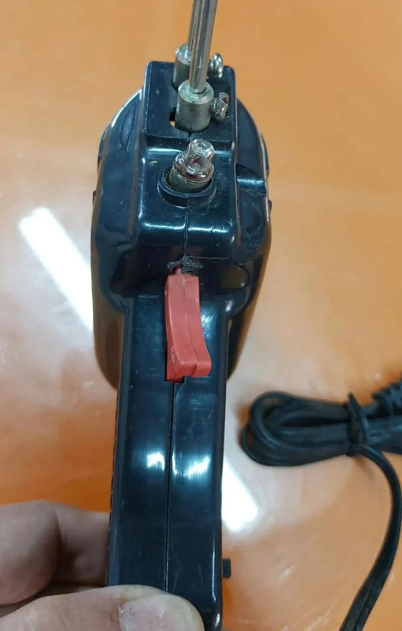 PISTOLA DE SOLDA 100W - Foto 2