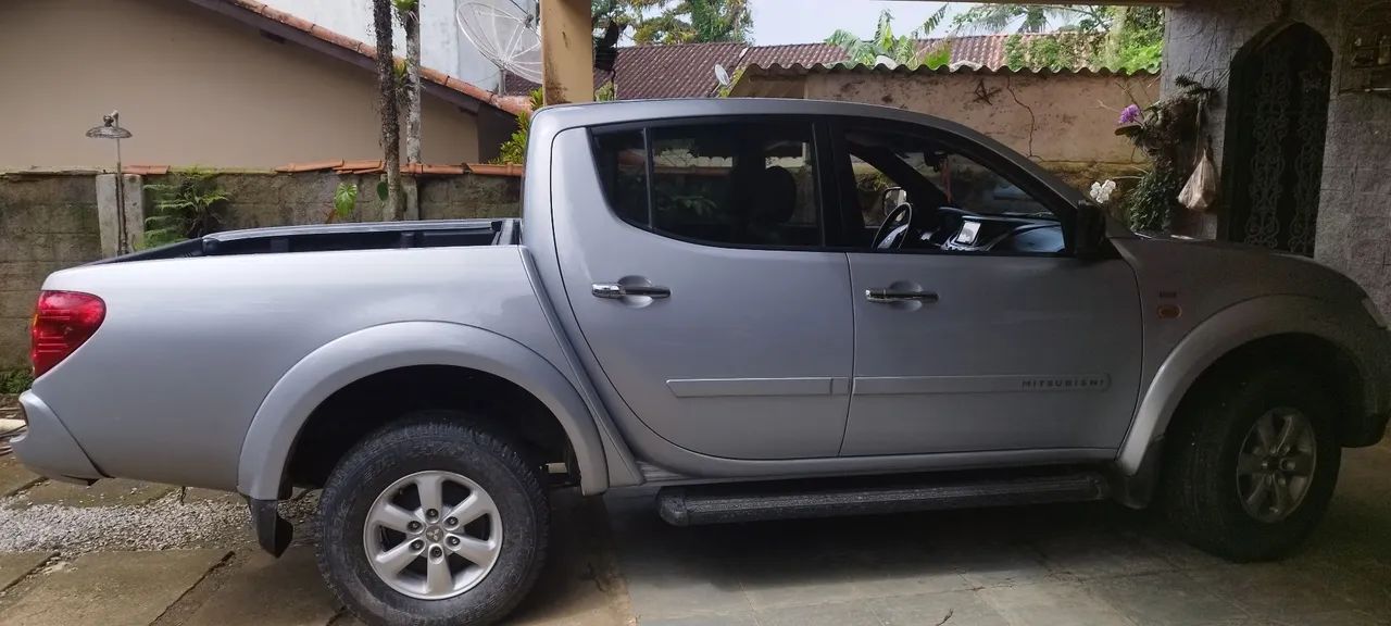 L200 Triton mod 2013 AUTOMÁTICA  - Foto 3